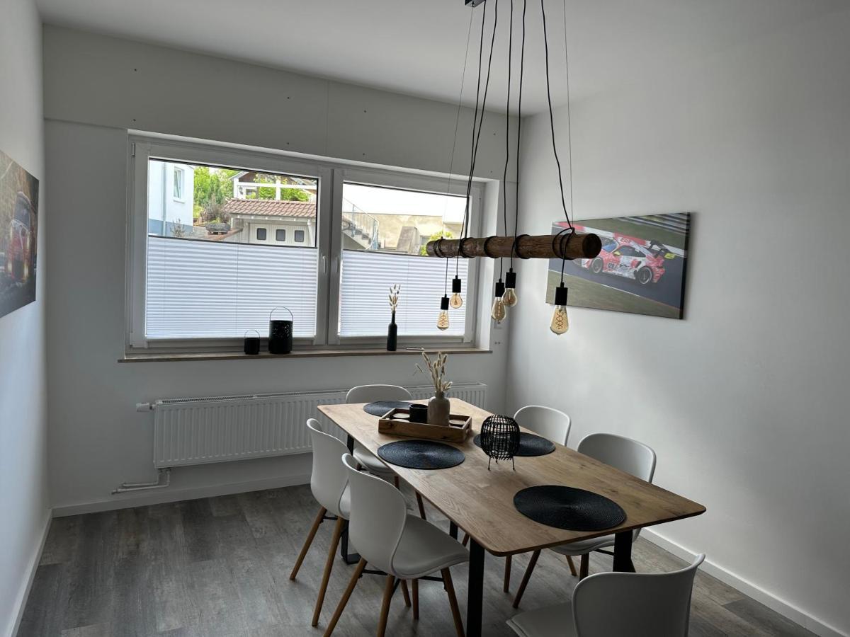 Deluxe Am Ring Villa Аденау Екстериор снимка