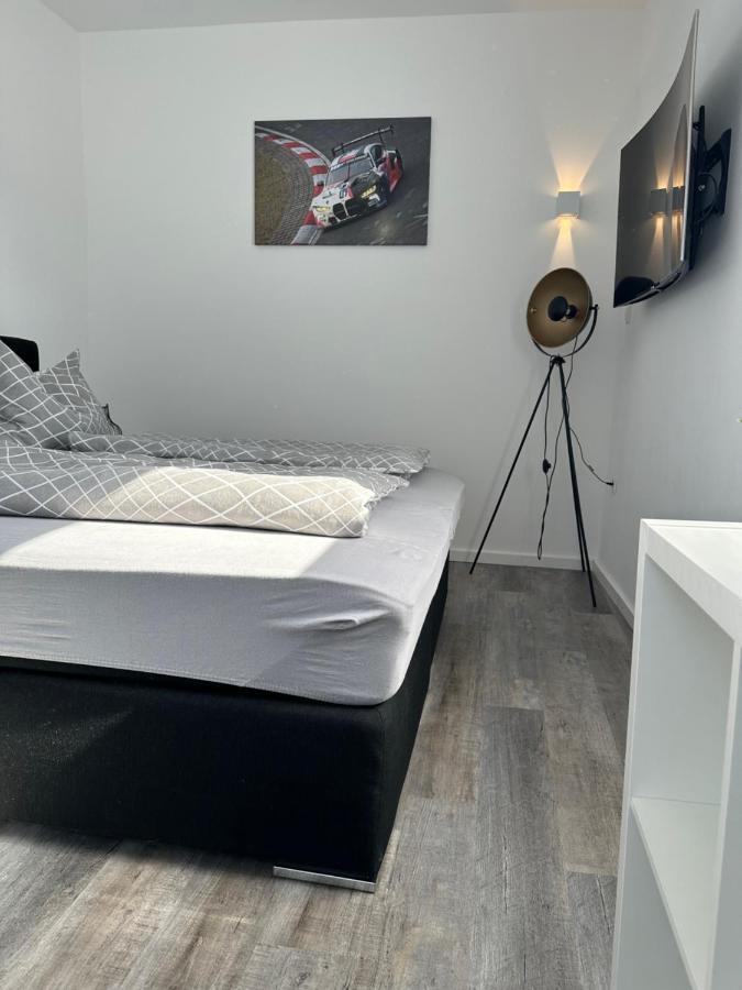 Deluxe Am Ring Villa Аденау Екстериор снимка